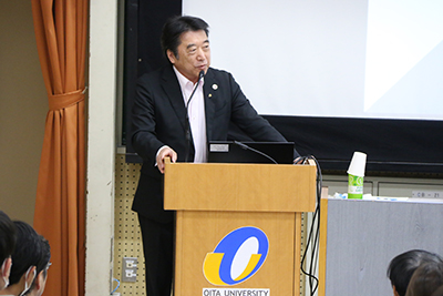 足立信也大分市長による特別講義