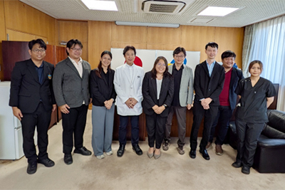 マハーサーラカーム大学獣医学部長が猪股医学部長を表敬訪問