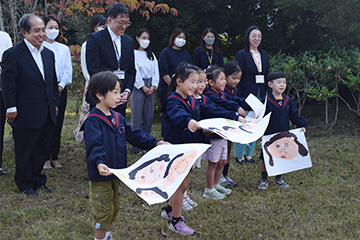 ギャラリー設置式