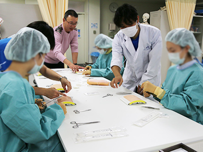 外科手技体験
